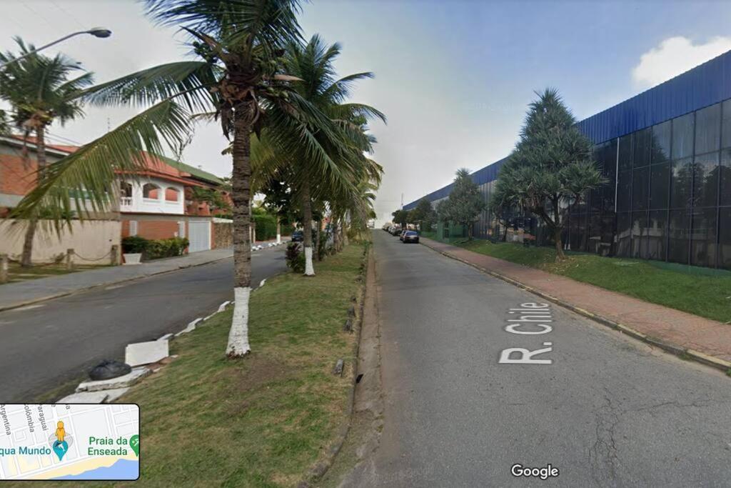 Apto Completo A 1 Quadra Da Praia Da Enseada. Guarujá Kültér fotó