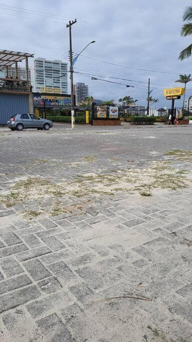 Apto Completo A 1 Quadra Da Praia Da Enseada. Guarujá Kültér fotó